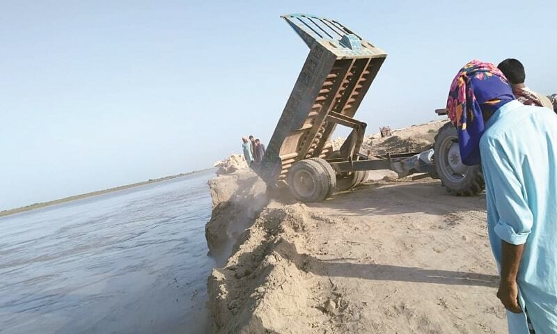 Featured image for "The menace of unlawful sand lifting continues to hit the residents hard of OPF Colony and other nearby areas of Larkana. Sand is being lifted through tractor-trolleys, heavy dumpers and even on donkeys but the relevant authorities have taken no notice of this issue which is constantly creating environmental pollution apart from infecting the people with ENT and asthma diseases."