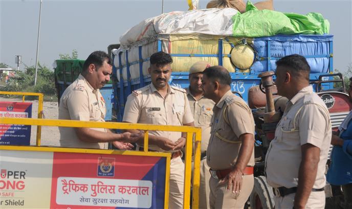 Featured image for "With the unearthing of an alleged paddy procurement scam in four rice mills and the seizure of 1,424 bags of rice reportedly brought from Bihar in a rice mill in"